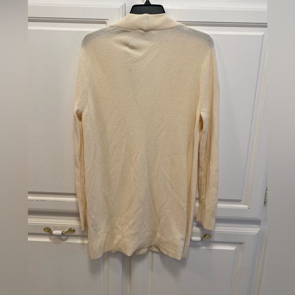 Chico’s Cream Long Sleeve Front Hook Eye Cardigan Size Medium Chico’s 1 - Picture 2 of 8